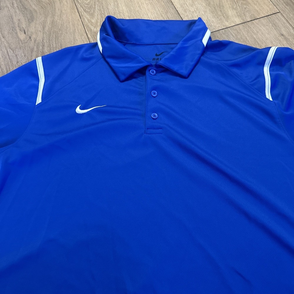 NIKE Dri-Fit Men's Large Royal Blue Short Sleeve Athletic Fit Polo Shirt Coach - Picture 3 of 9